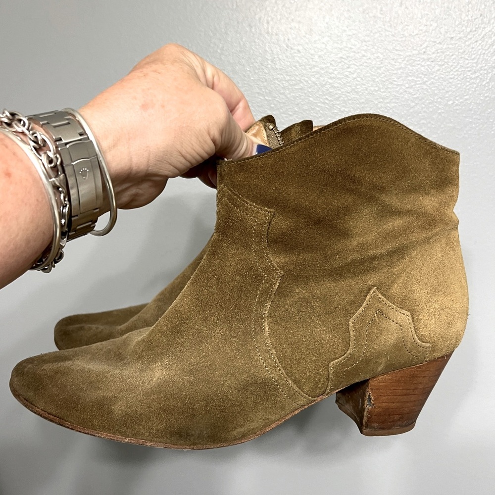 Isabel Marant Dicker Ankle Boot size 41. size 10